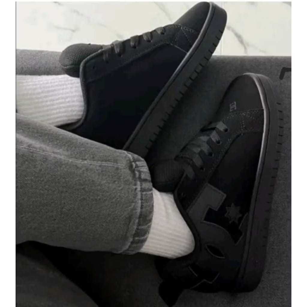 PROMO SEPATU DC COURT GRAFIK FULLBLACK UNISEX SUEDE XL FOR MEN & WOMEN FREE BOX + KAOS KAKI