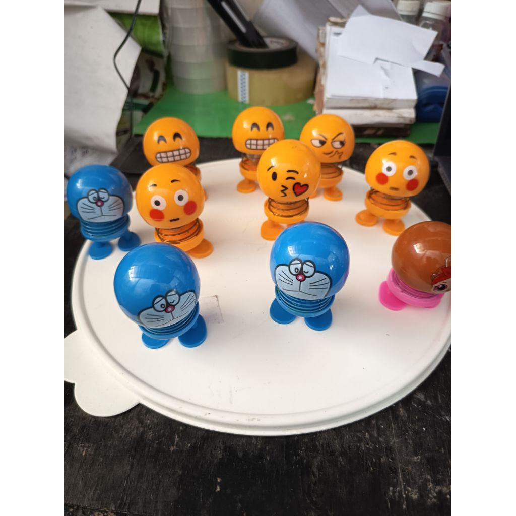 acecoris mainan pajangan mobil Kepala bergoyang