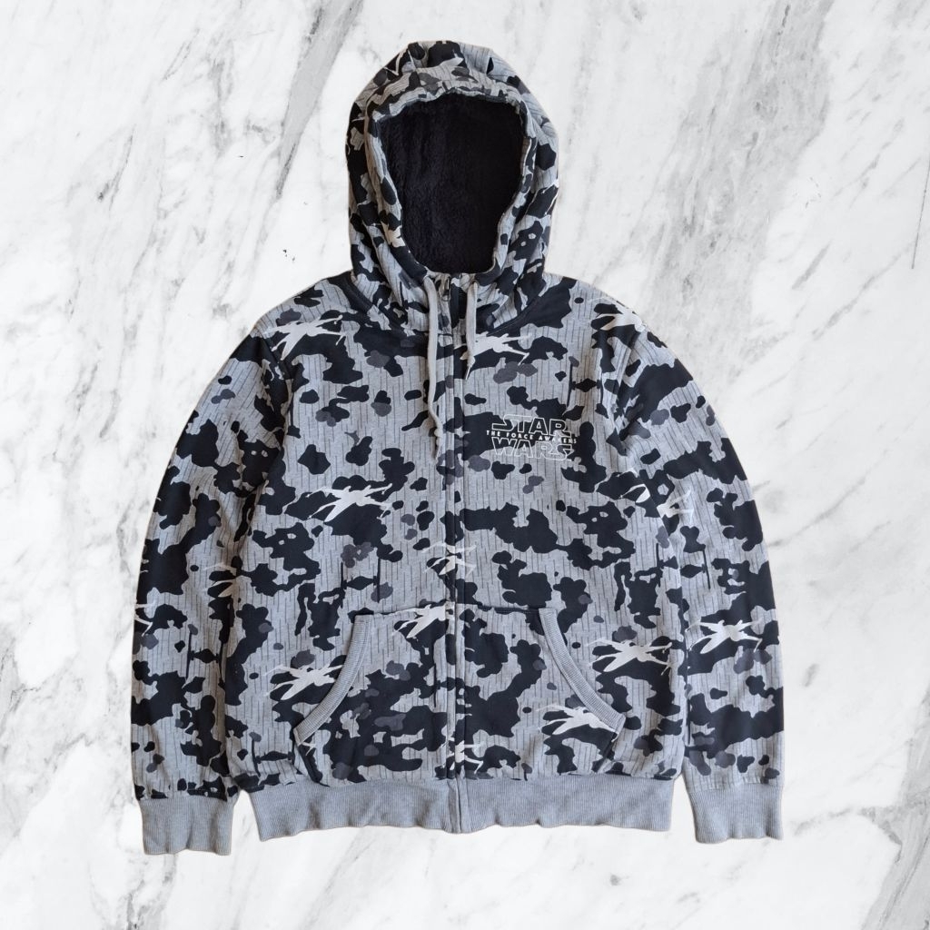 ZH Sherpa Camo Uniqlo x Star Wars size M
