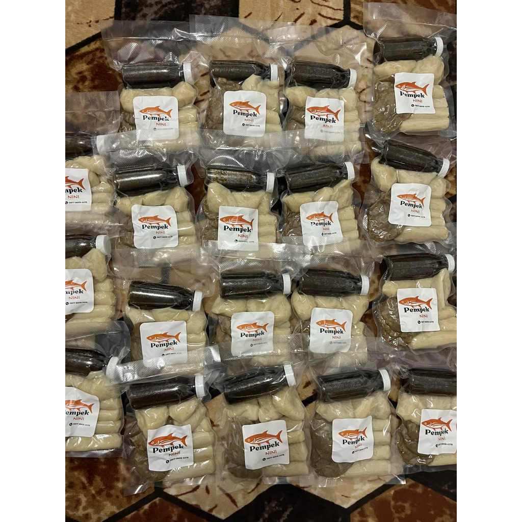 

Pempek Ikan Tenggiri