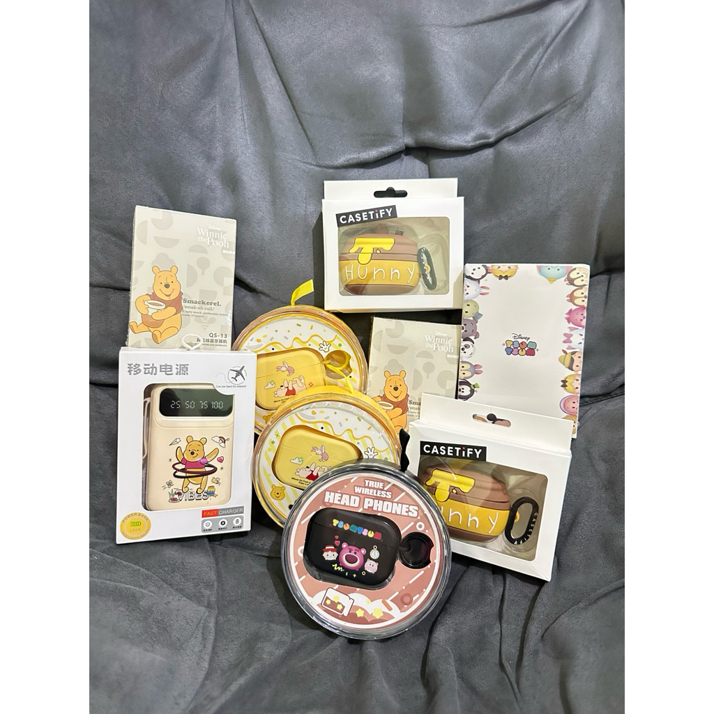 TWS dan Powerbank Disney