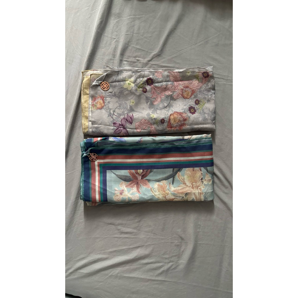 ria miranda scarf preloved