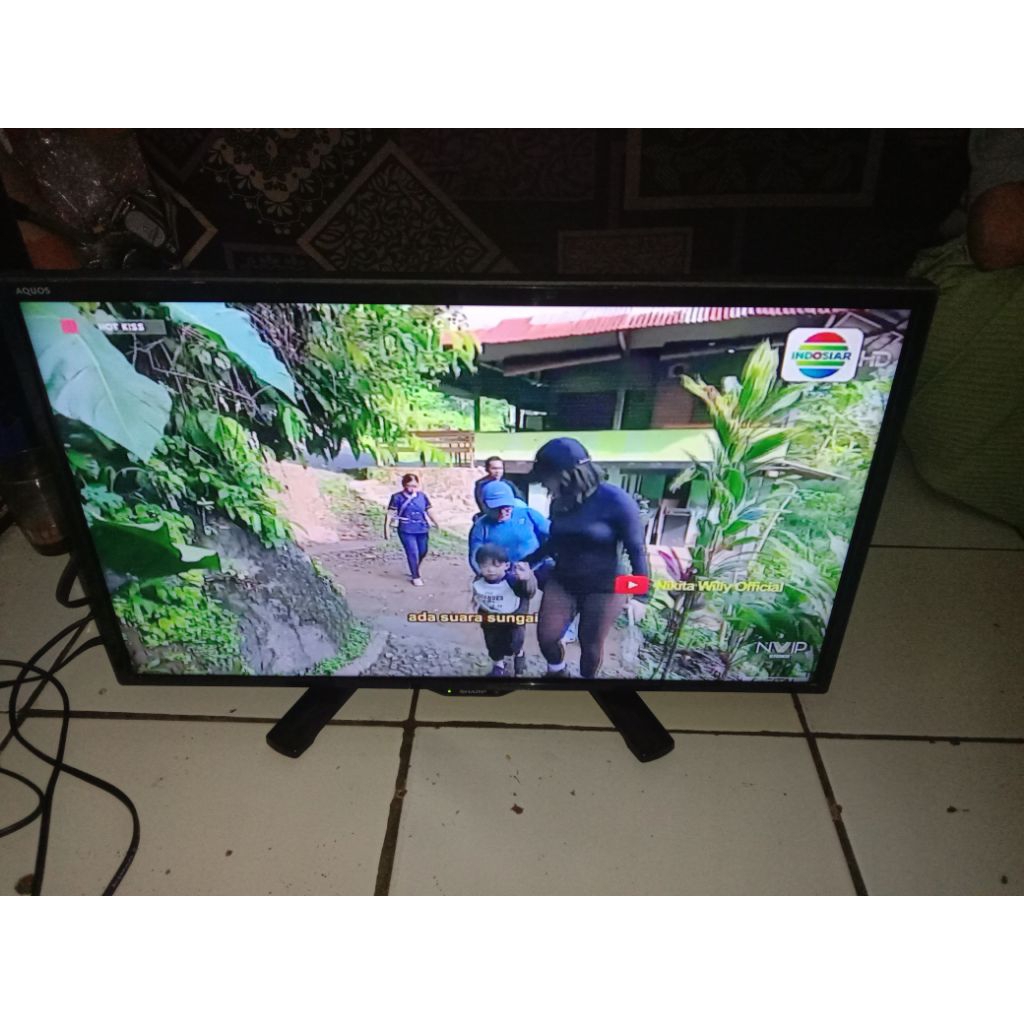tv Sharp 24inch bagus