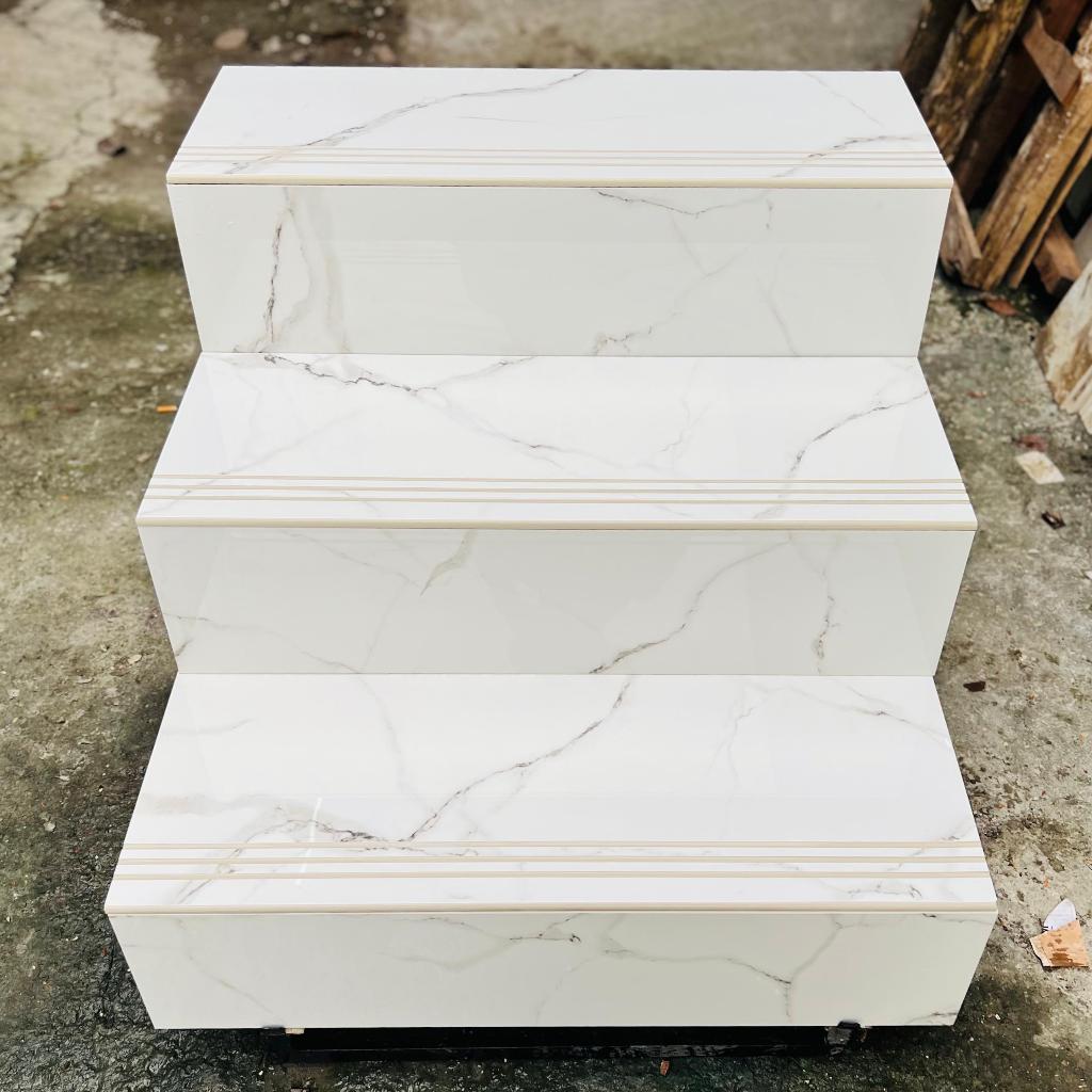 GRANIT TANGGA STEPNOSING MOTIF