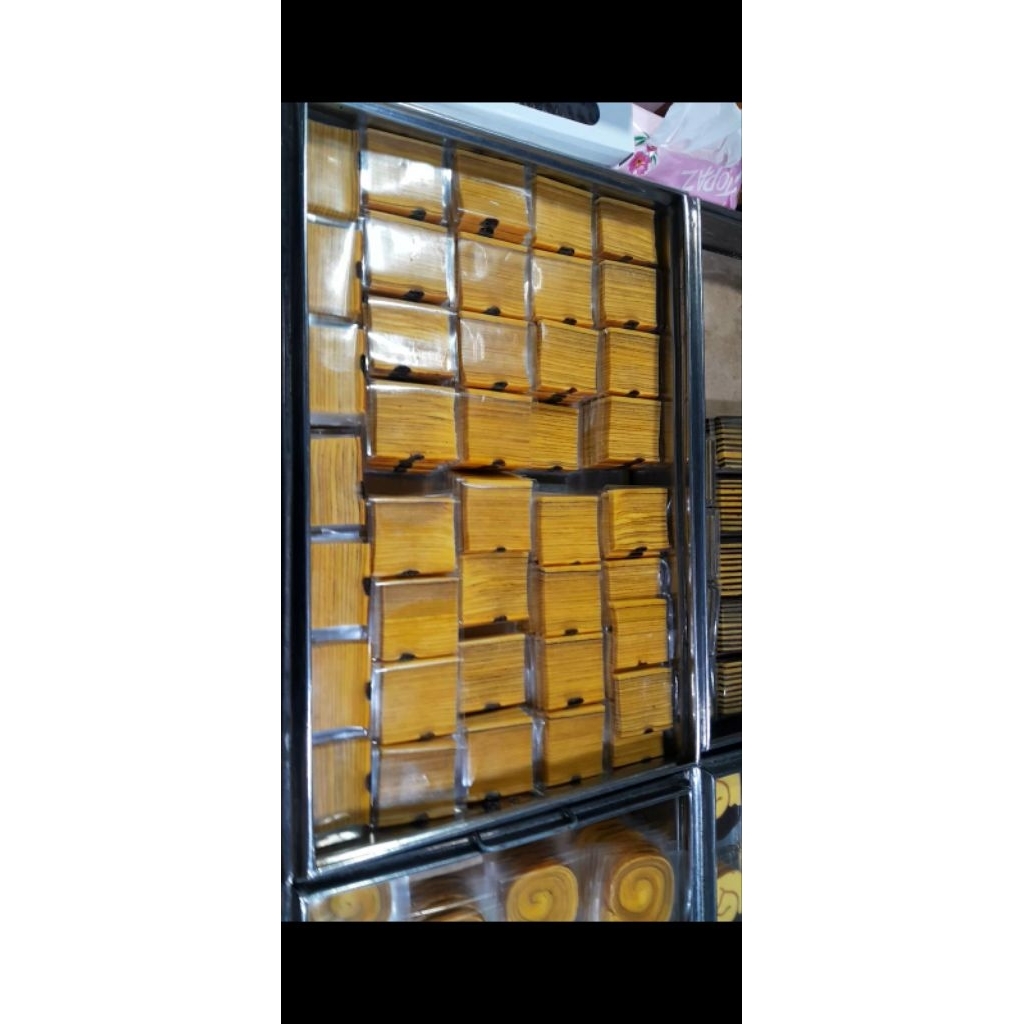 

Lapis Legit Potongan / Lapis Legit Kecil / Lapis Legit Premium (Ukuran Kecil)