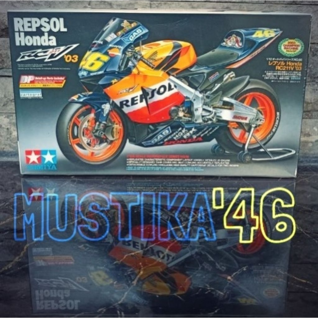 Tamiya model kit motogp Valentino Rossi 2003