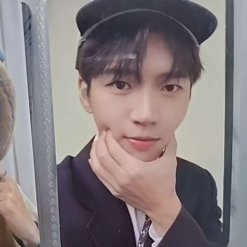 Infinite photocard Official