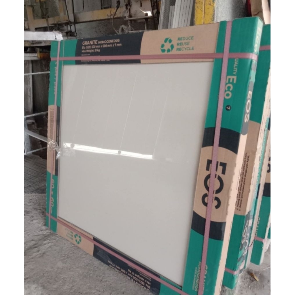 Granit lantai polos ukuran 60×60