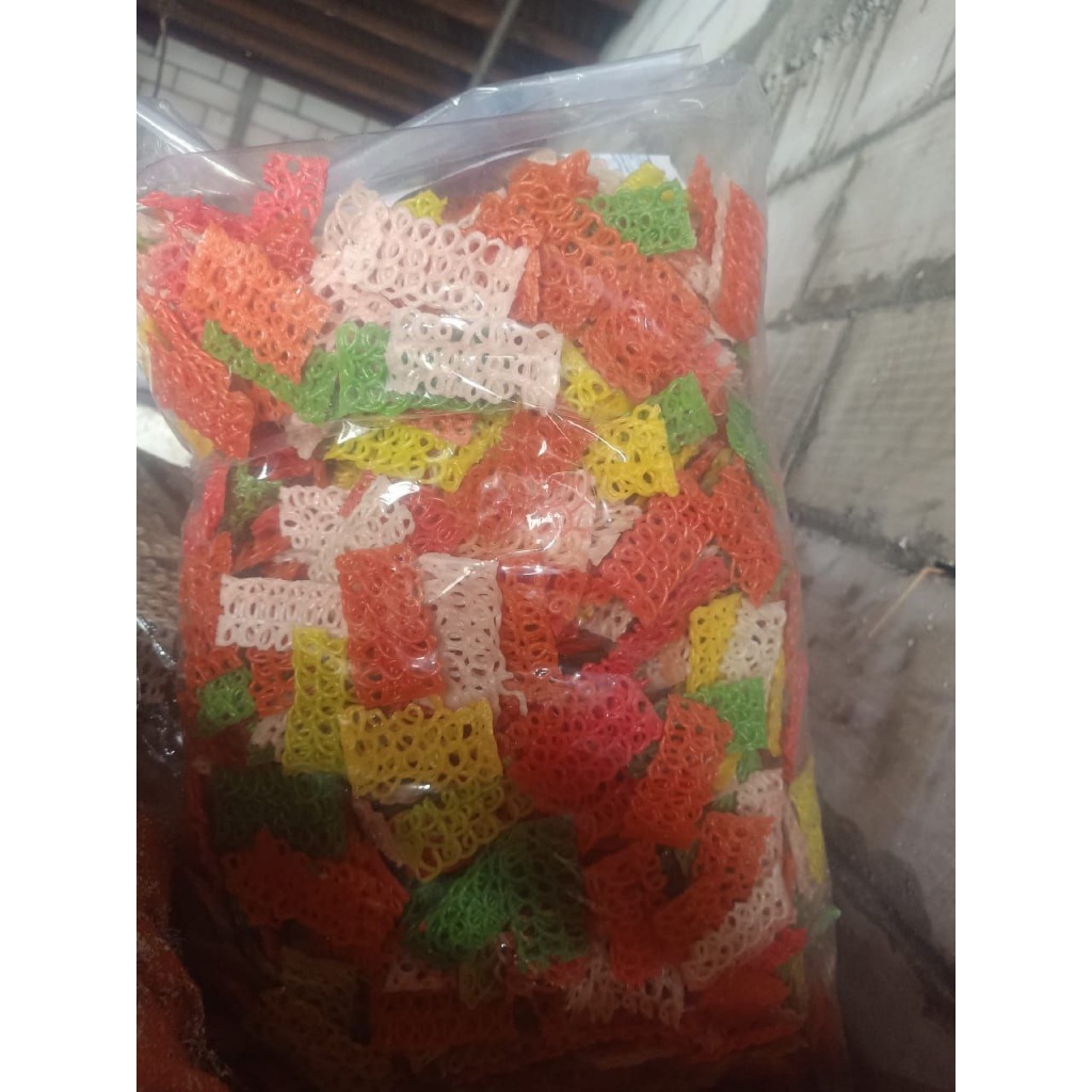 

KERUPUK KASANDRA WARNA WARNI MENTAH KERUPUK SEBLAK RAFAEL MENTAH KERUPUK KASANDRA WARNA WARNI MENTAH 250GR 500GR 1KG