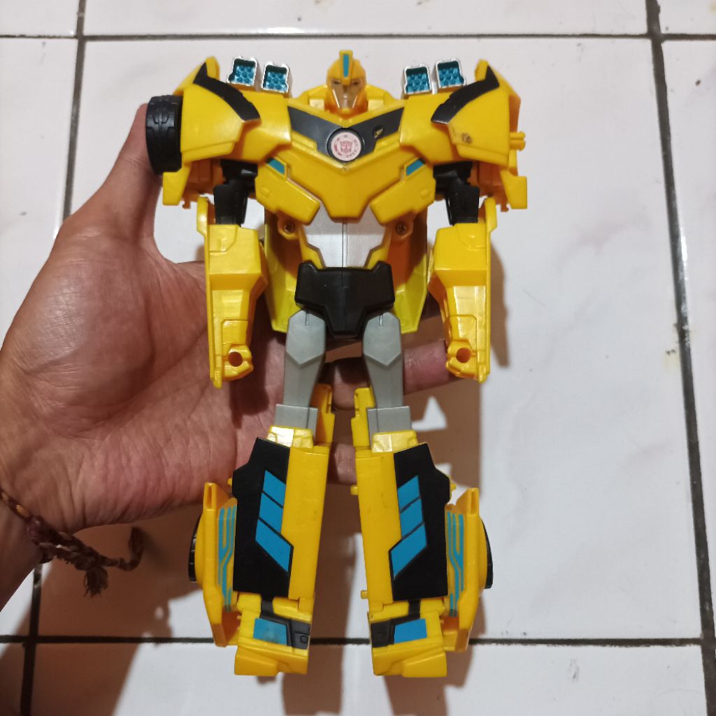 Hasbro Original Transformers RID Bumblebee Mainan Action Figure