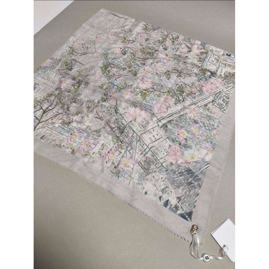 Buttonscarves as is British 1.0 Ash