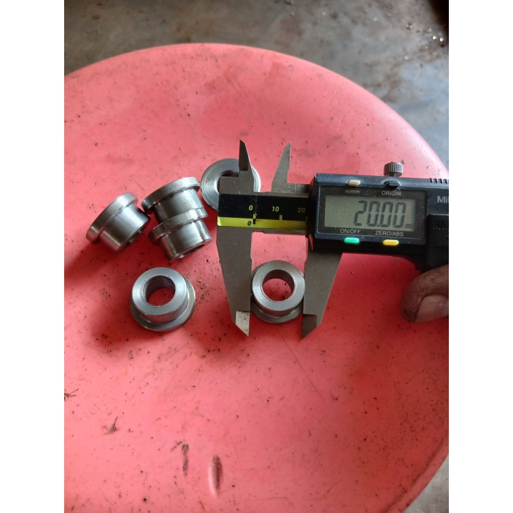 bos sasis bos rangka bos arm suprax 125 kirana kharisma wave 125 revo blade harga 1set isi 2pcs