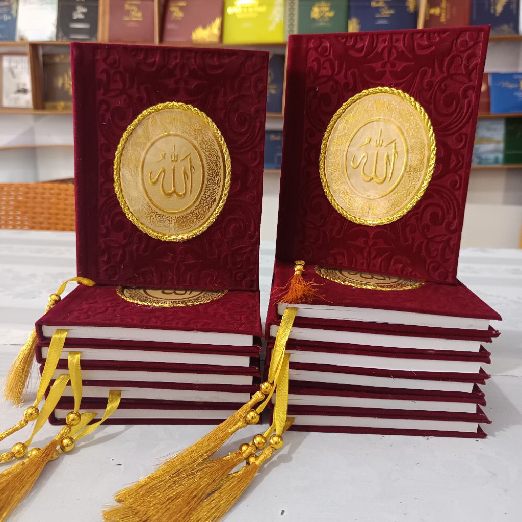 

Buku yasin hard cover tahtim tahlil, alkahfi dll