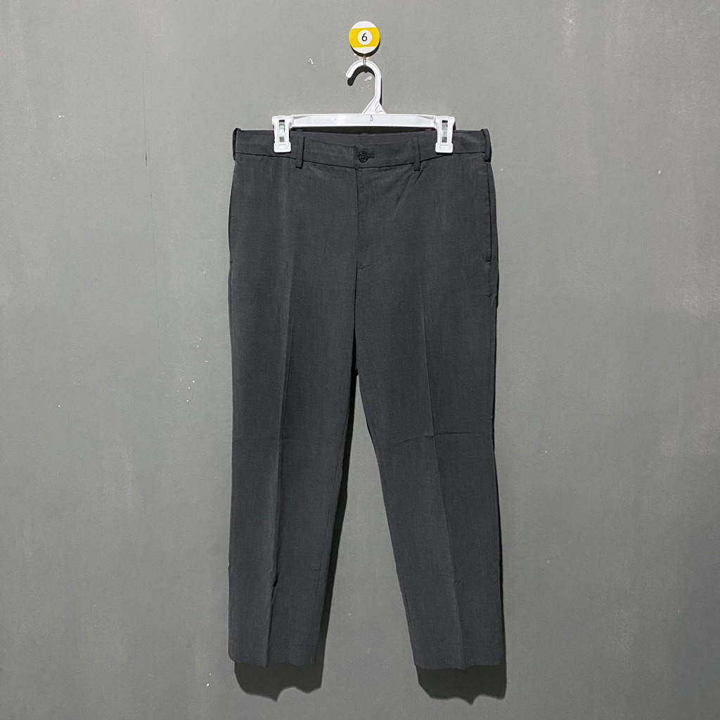 Uniqlo Smart Ankle Pants 2 Way Stretch Celana Kantor Formal