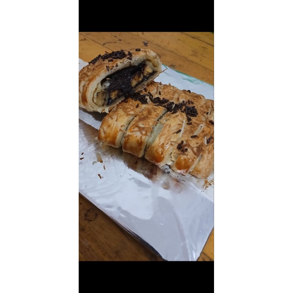 

banana strudel coklat keju pisang raja