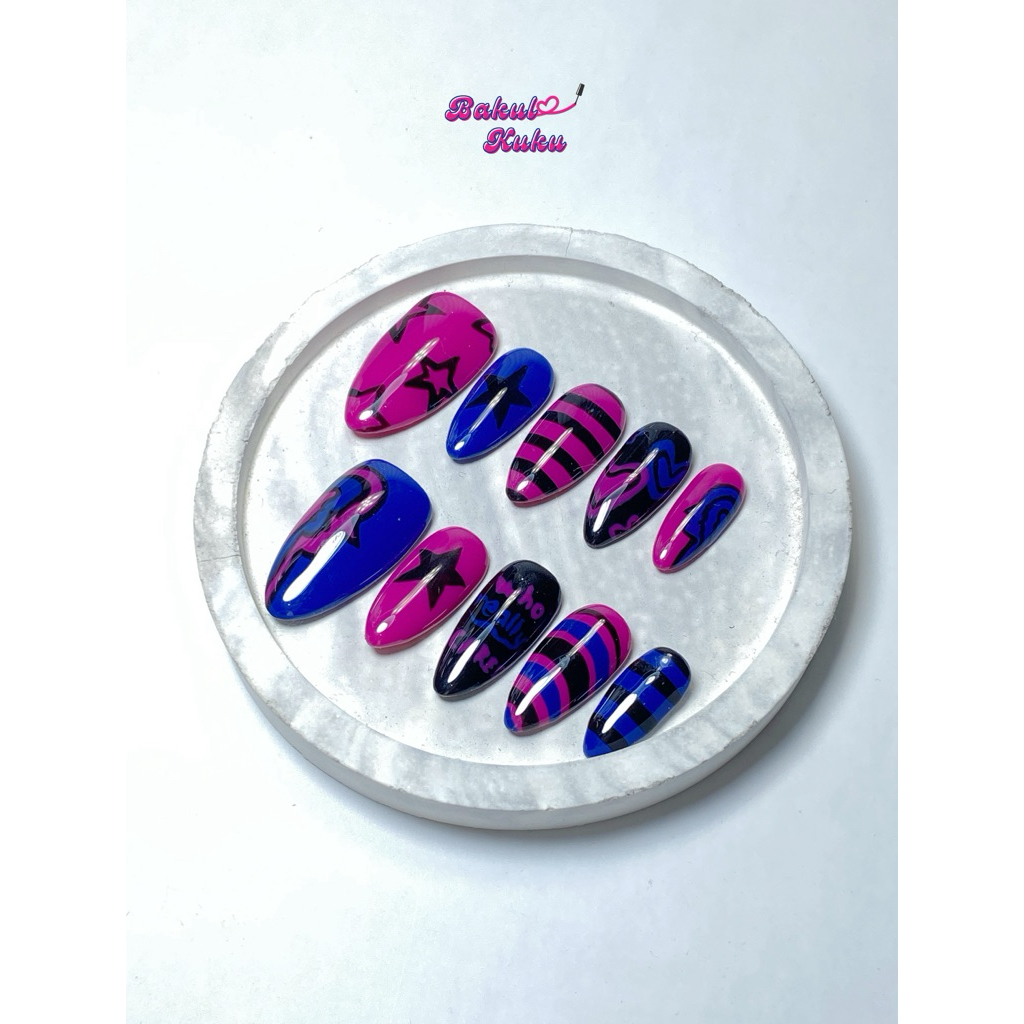 [Press-on Nails] TV Girl - Not Allowed