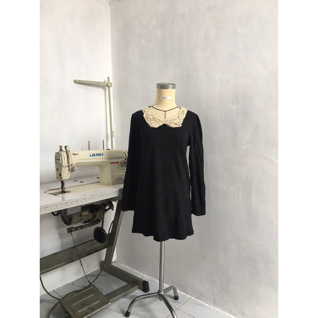 blouse/atasan rajut wanita warna hitam (wajib baca deskripsi)