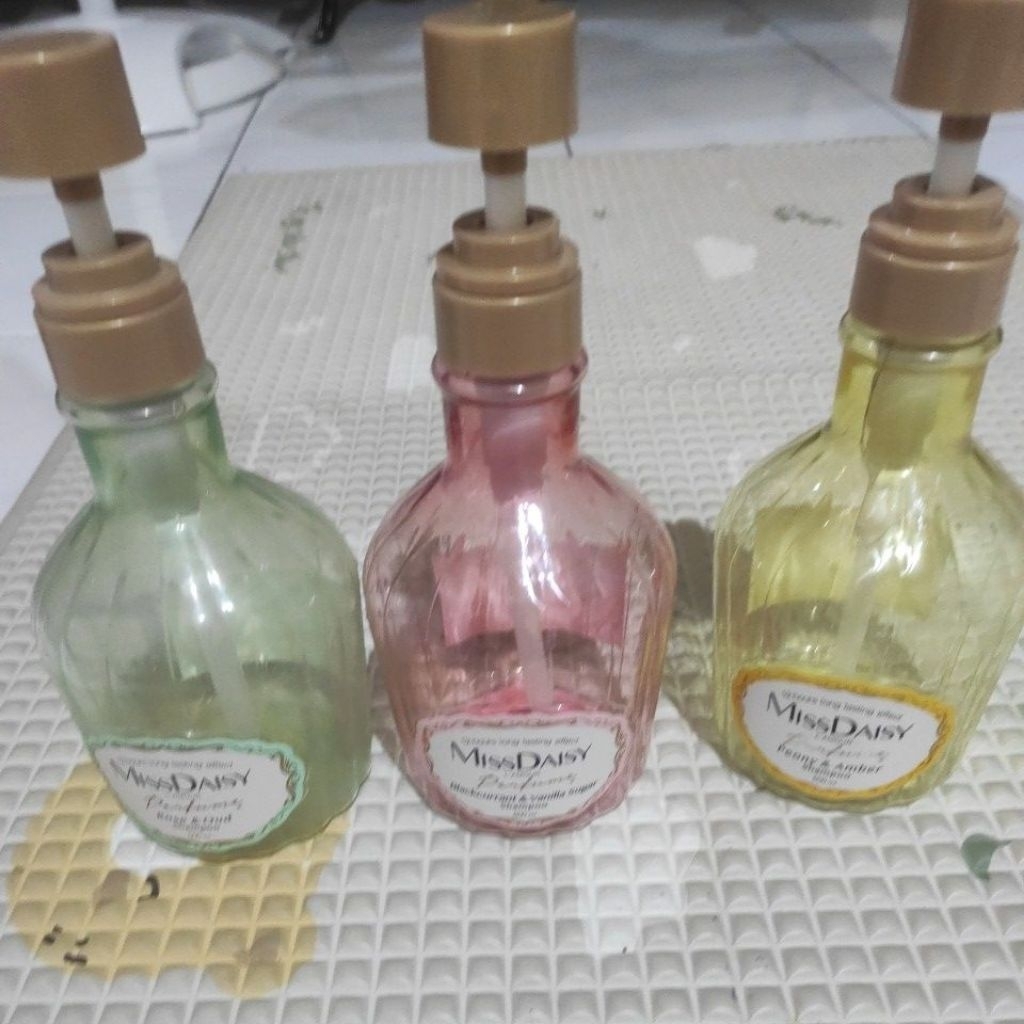 Botol Kosong Shampoo Miss Daisy