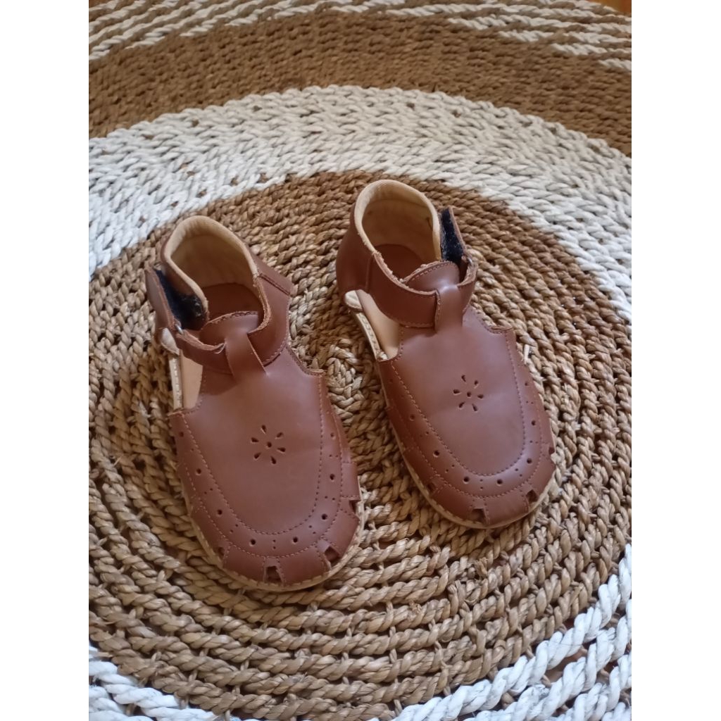 Preloved sepatu QULA anak perempuan