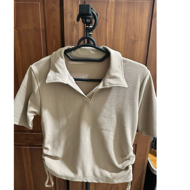 Kaos Crop Top Berkerah Vneck Tali Serut Samping