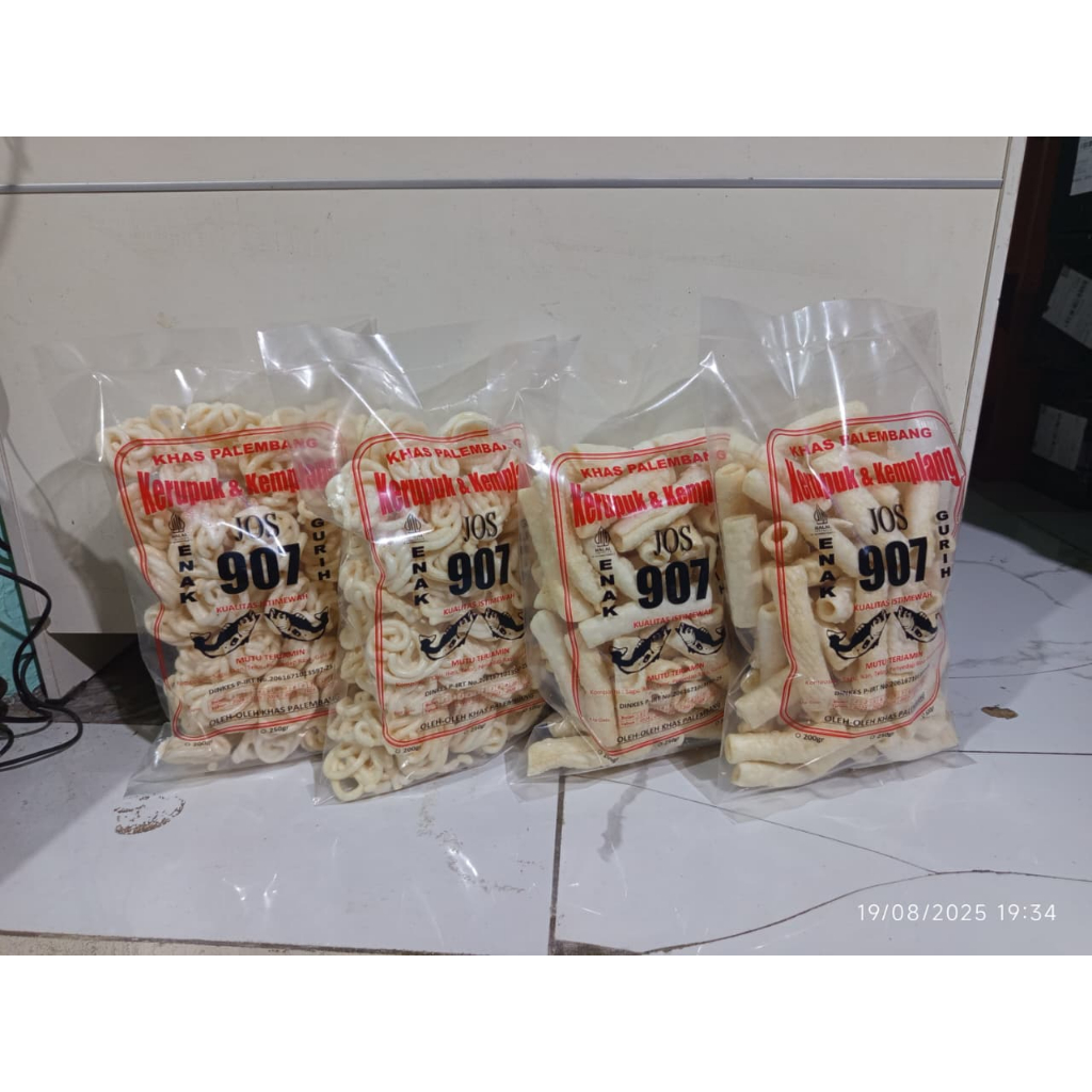 

Paket 2 bungkus Kerupuk SANGGUL dan 2 bungkus Kerupuk USUS Super ikan tenggiri khas PALEMBANG (250 gram)