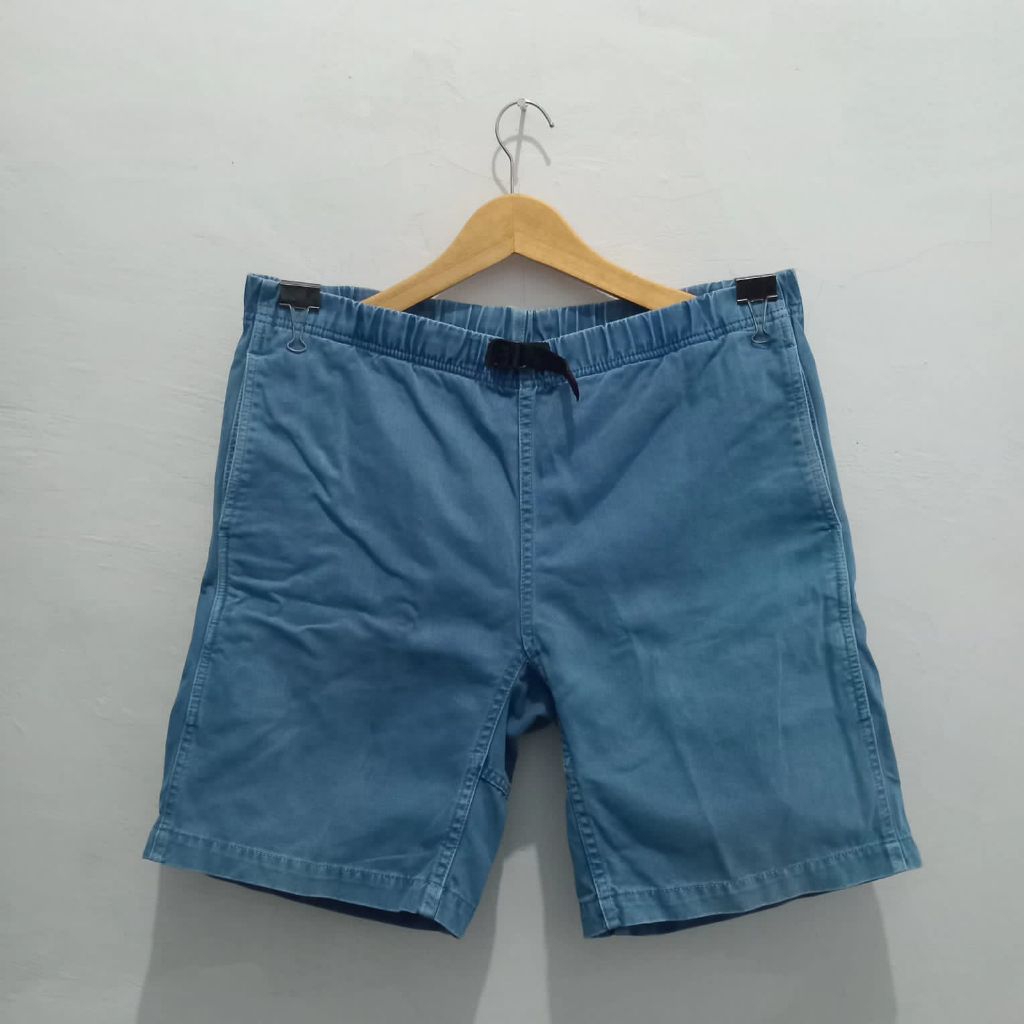 Celana pendek chino utility gramici