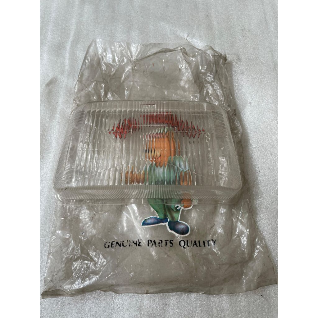 MIKA KACA LAMPU DEPAN HONDA ASTREA 800 ASDAP