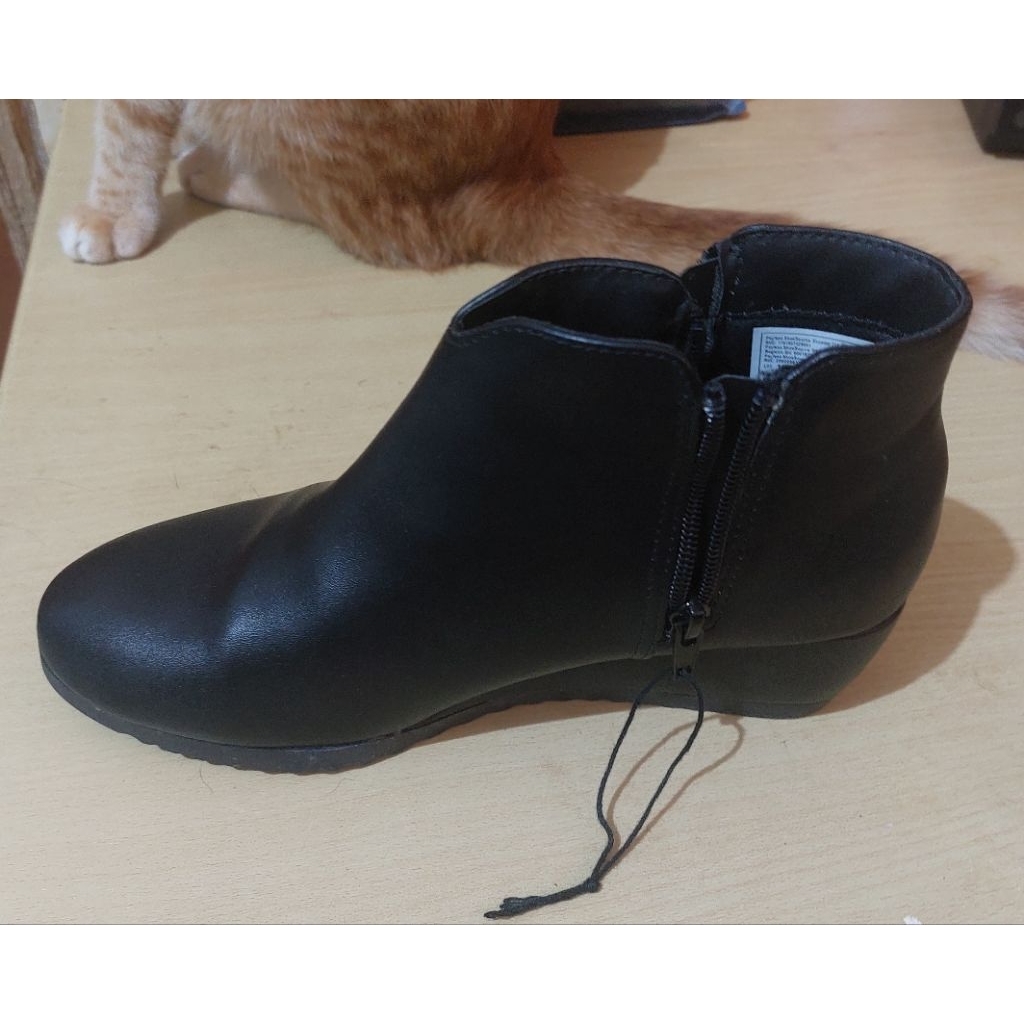 preloved boots wanita payless