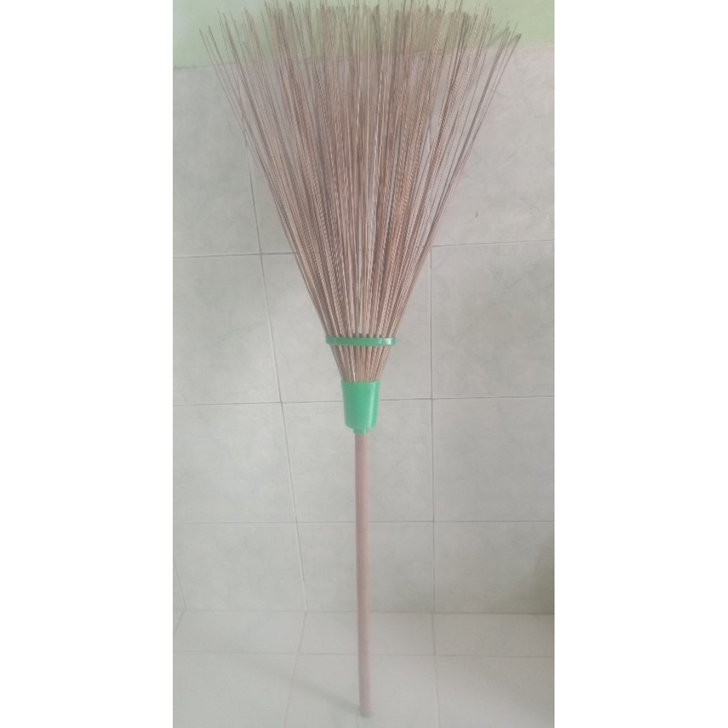 sapu ijuk gagang panjang