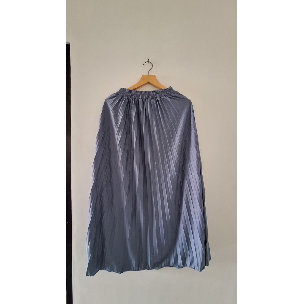 Rok Plisket Preloved