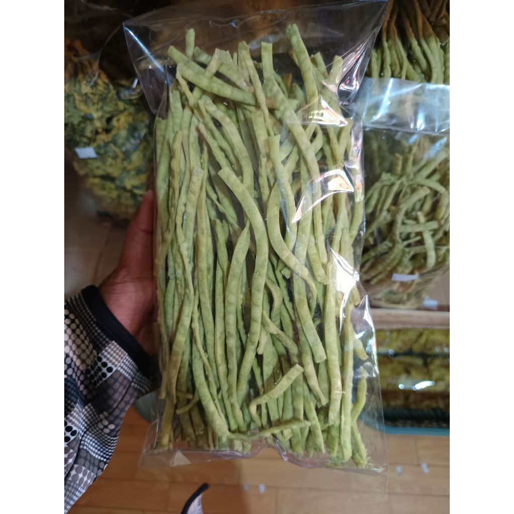 

stik bayam rasa renyah gurih