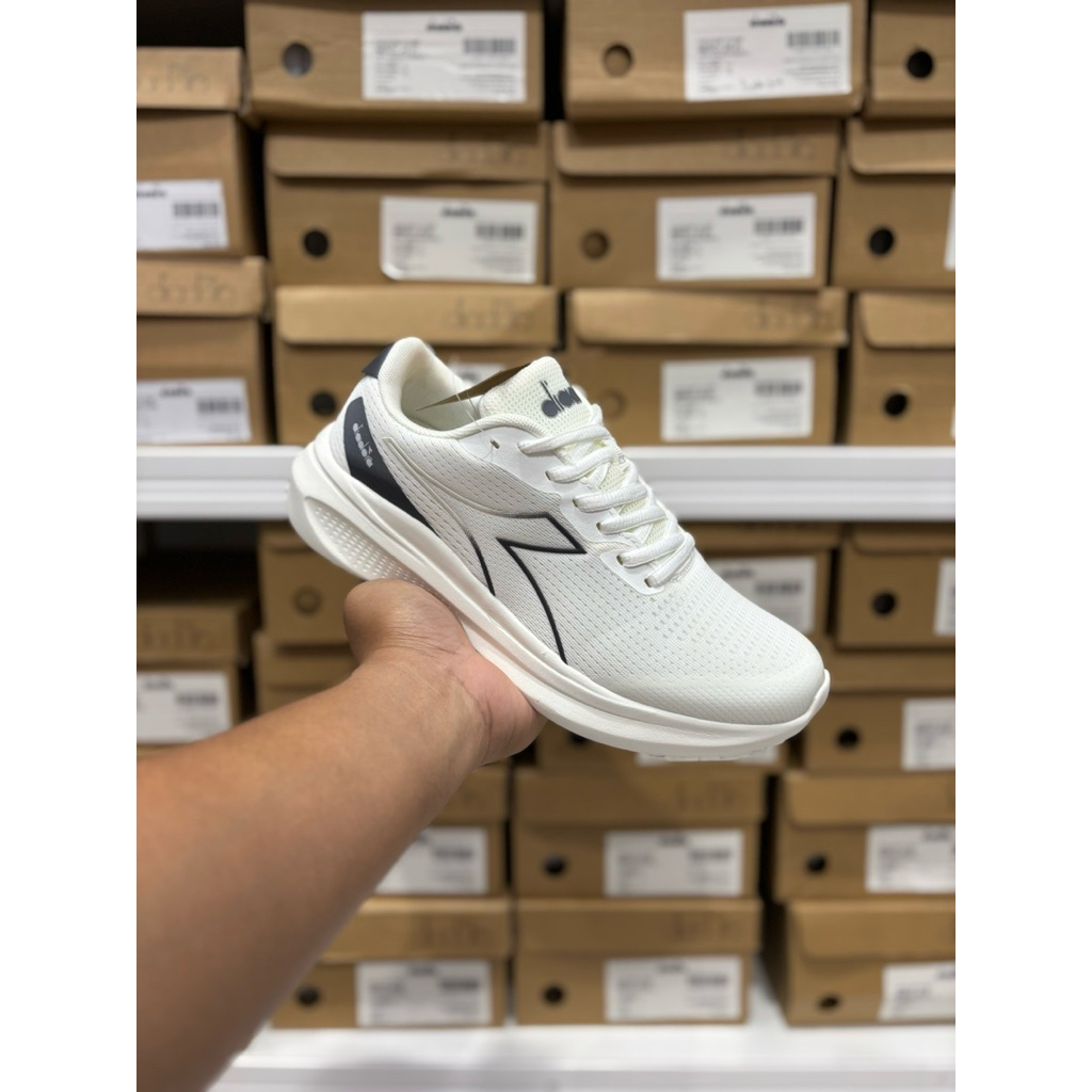 SEPATU RUNNING UNISEX DIADORA MURDOCK WHITE DIARU241207W ORIGINAL BNIB SHOES