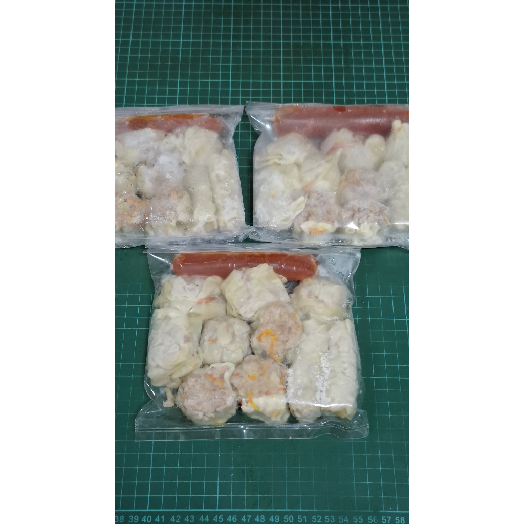 

DIMSUM SIOMAY FULL AYAM FROZEN ISI 10 PCS - DAPAT SAMBAL - KUKUS - GORENG