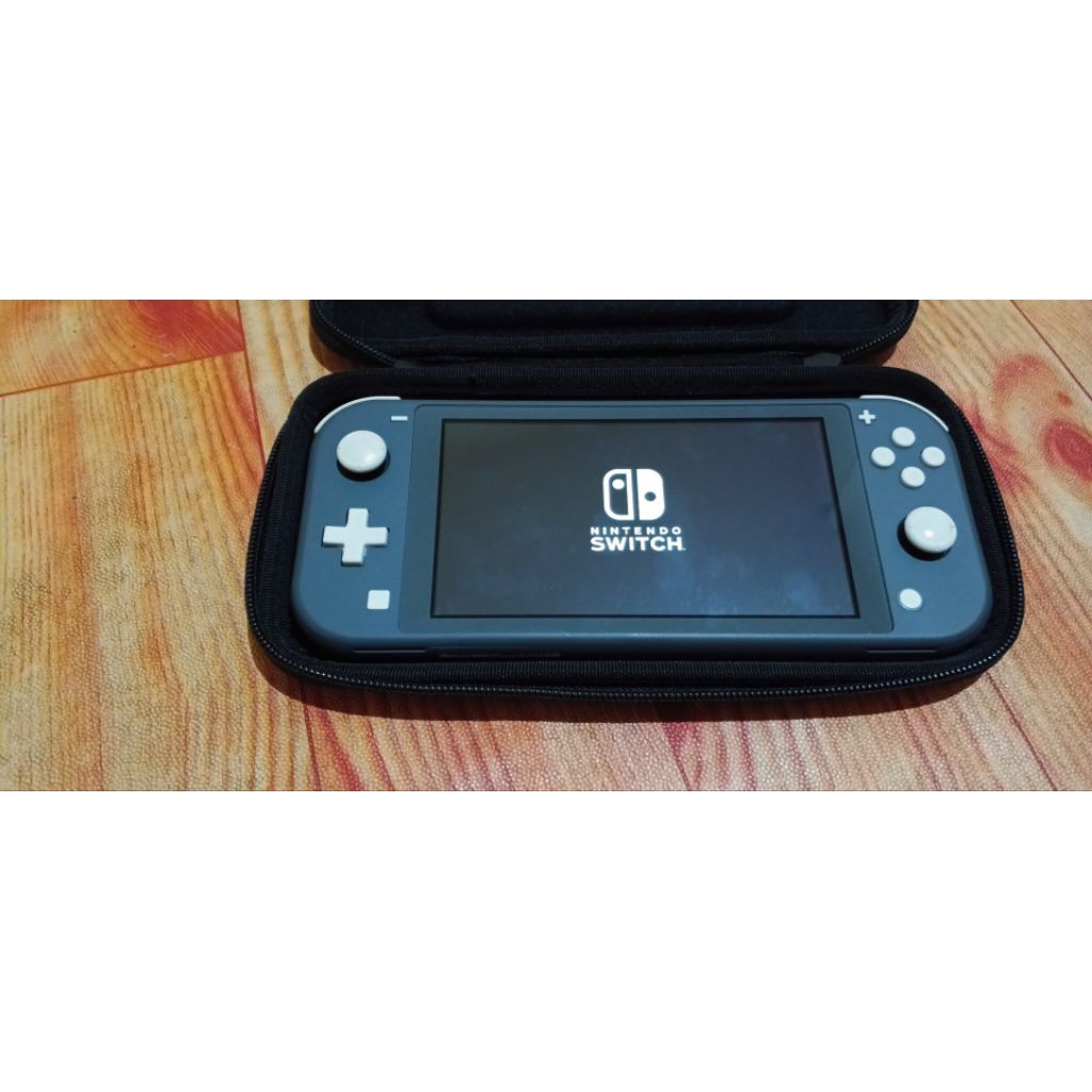 Nintendo Switch Lite - minus  OFW