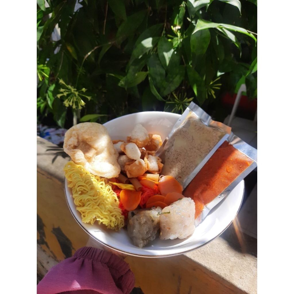 

Seblak Mamah Saleh | Seblak Instant | Seblak Cirawang