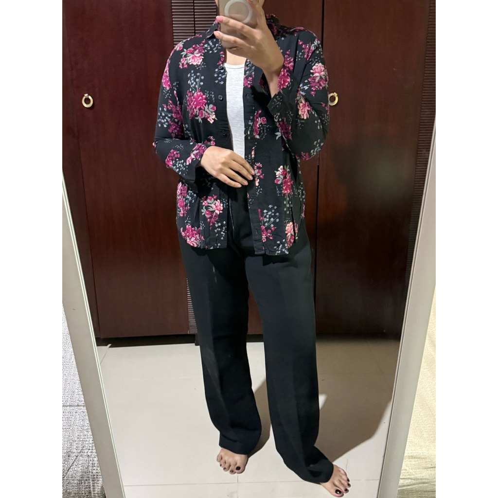 kemeja bunga h&m