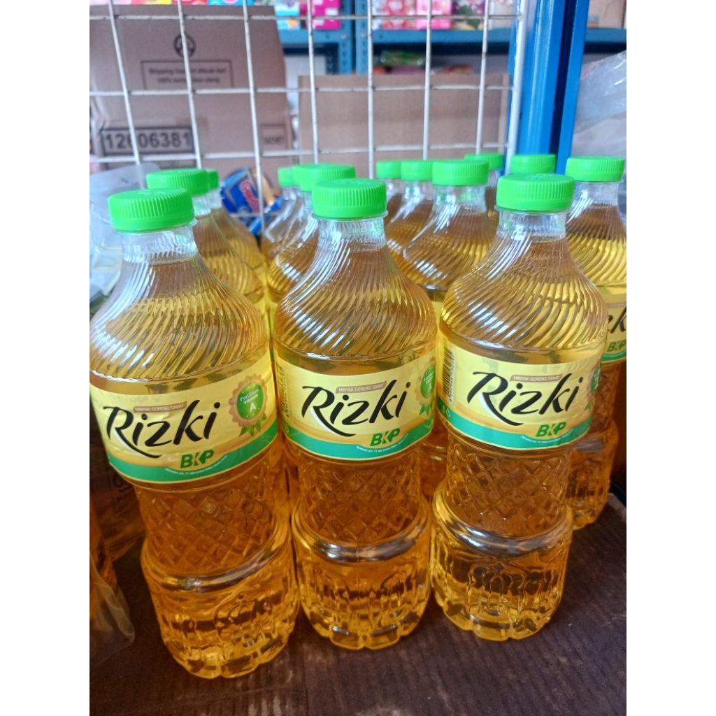 

MINYAK GORENG RIZKY 800 ML