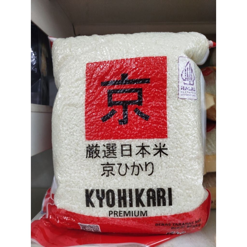 

BERAS KYOHIKARI PREMIUM RICE (KHUSUS) 5 KG/PCS