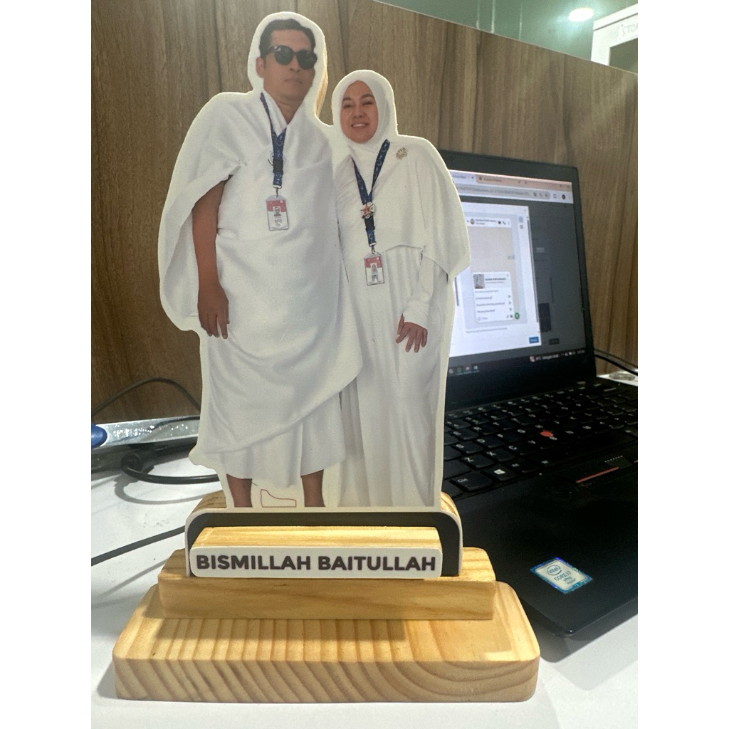 Karikatur Kayu Haji Umroh