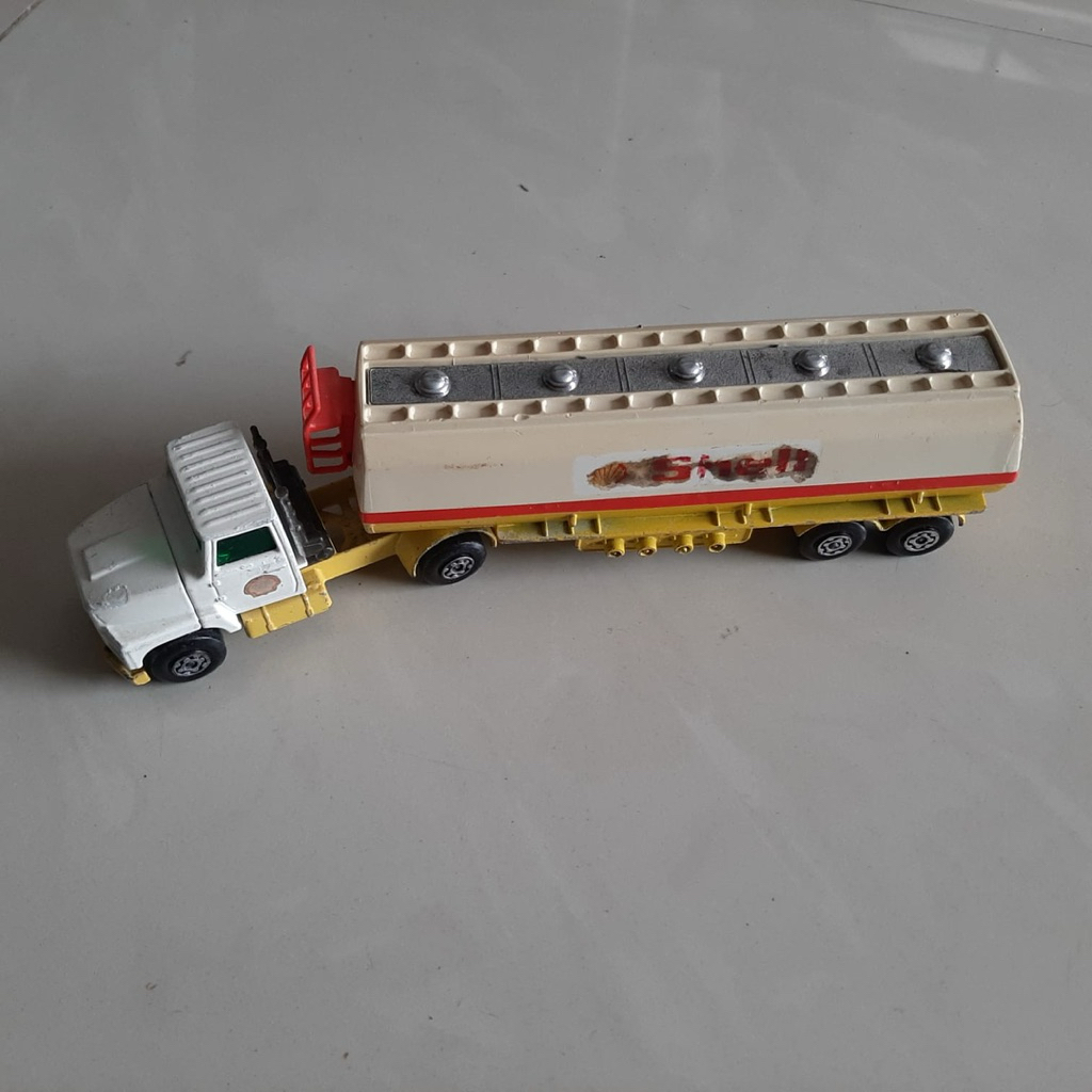 Matchbox Lesney Super Kings, Ford LTS, tanker trailer truck K-16/K-115, Shell series, made in Englan