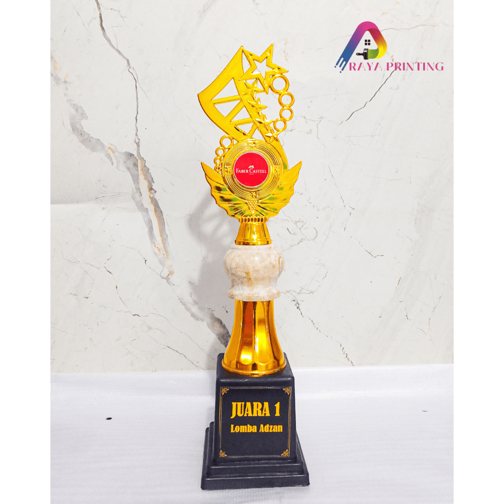 PIALA JUARA KELAS PIALA KEJUARAAN LOMBA