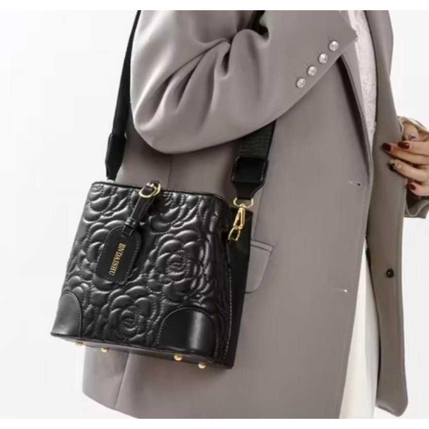 TAS SELEMPANG FASHION WANITA TAS BAHU WANITA DAN REMAJA KOREAN STYLE