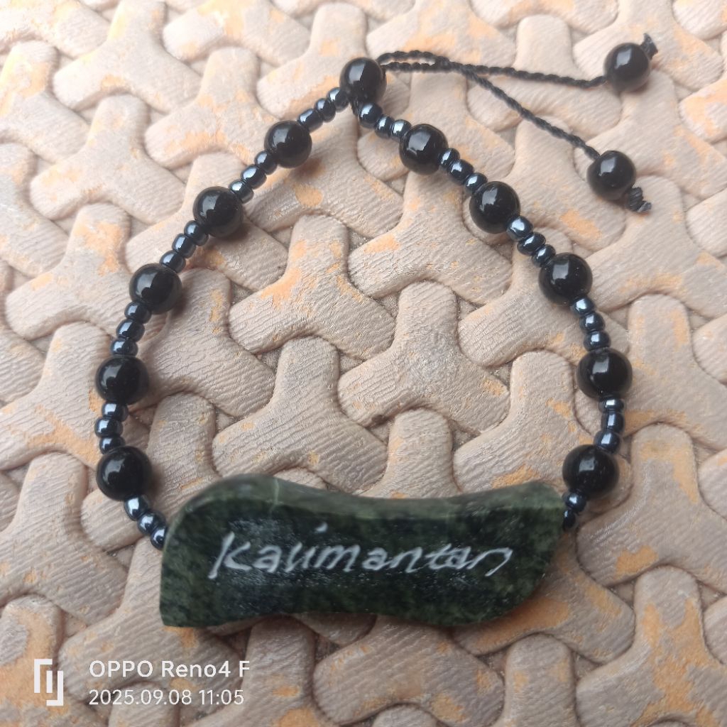 Gelang Etnik Dayak. Asli Batu alam