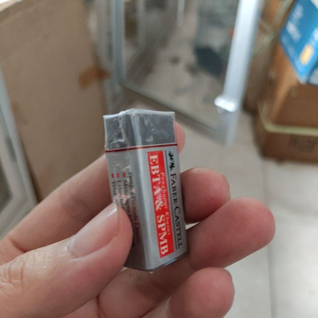 

penghapus abu abu faber castle