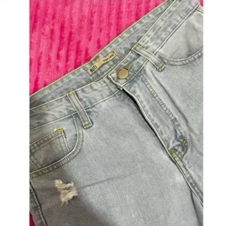[PRELOVED] Jeans Buti ada furing
