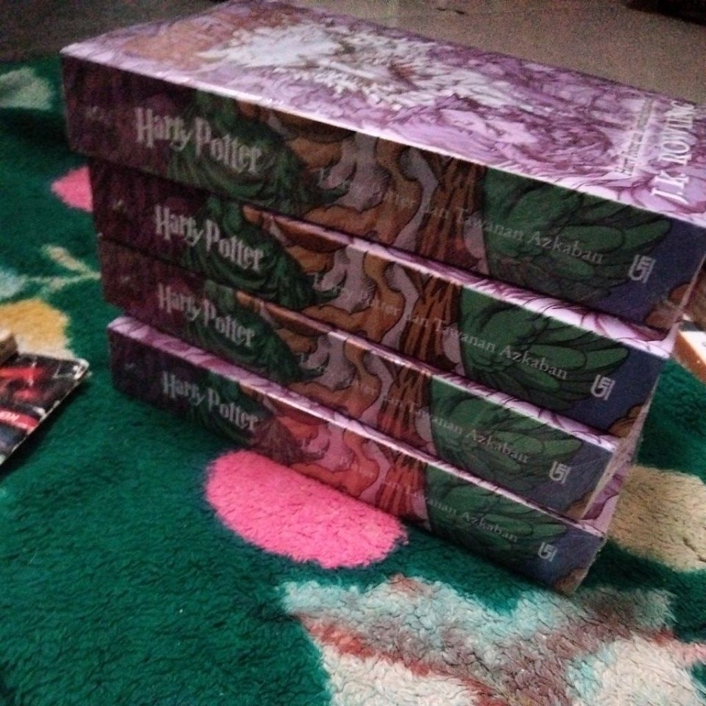 Buku  bekas novel  Harry Potter original