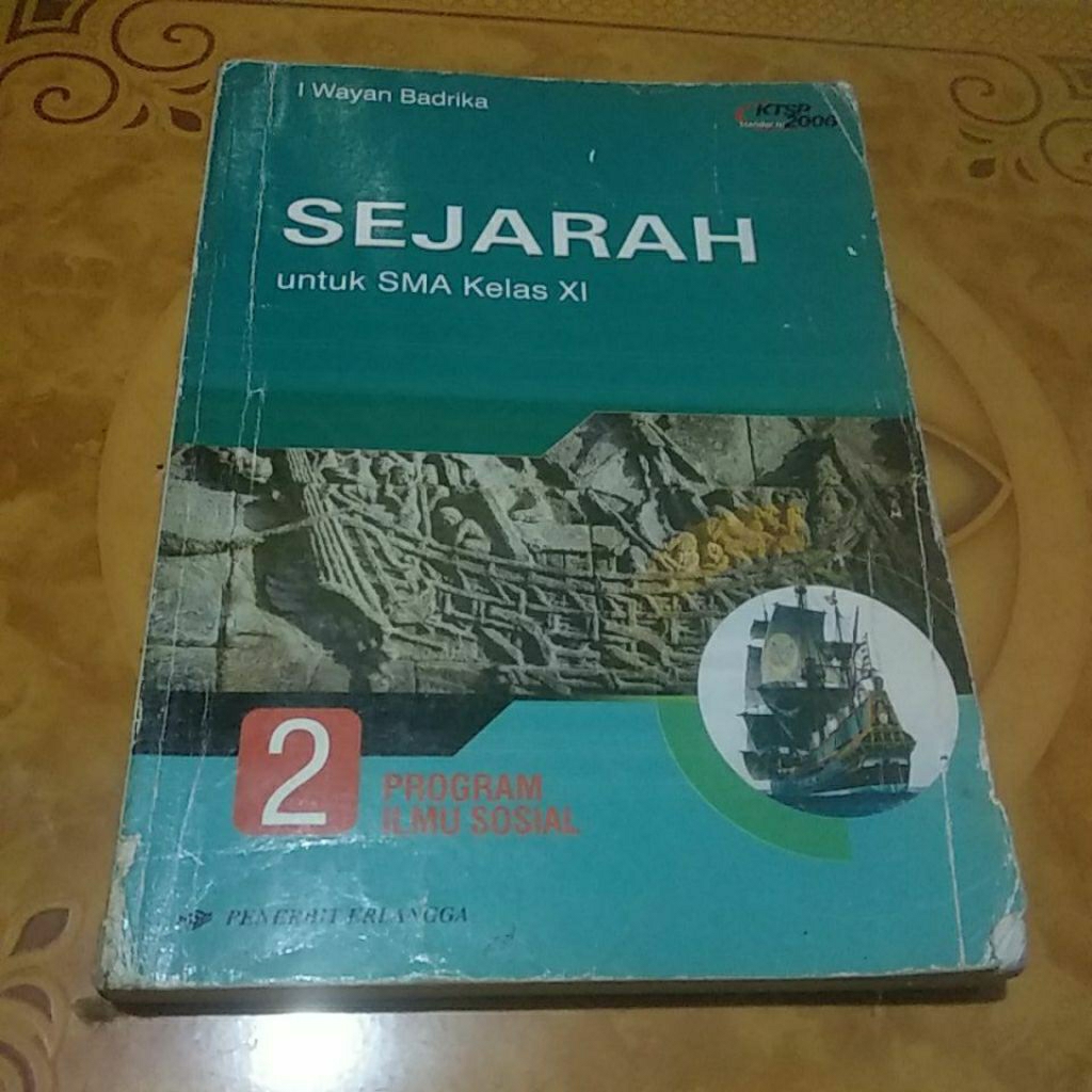 Buku Sejarah program ilmu sosial