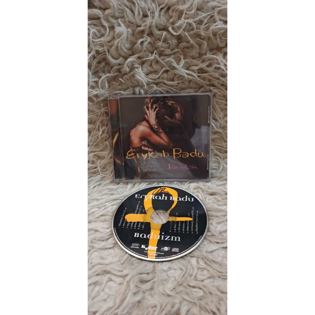 ERYKAH BADU BADUIZM KASET CD