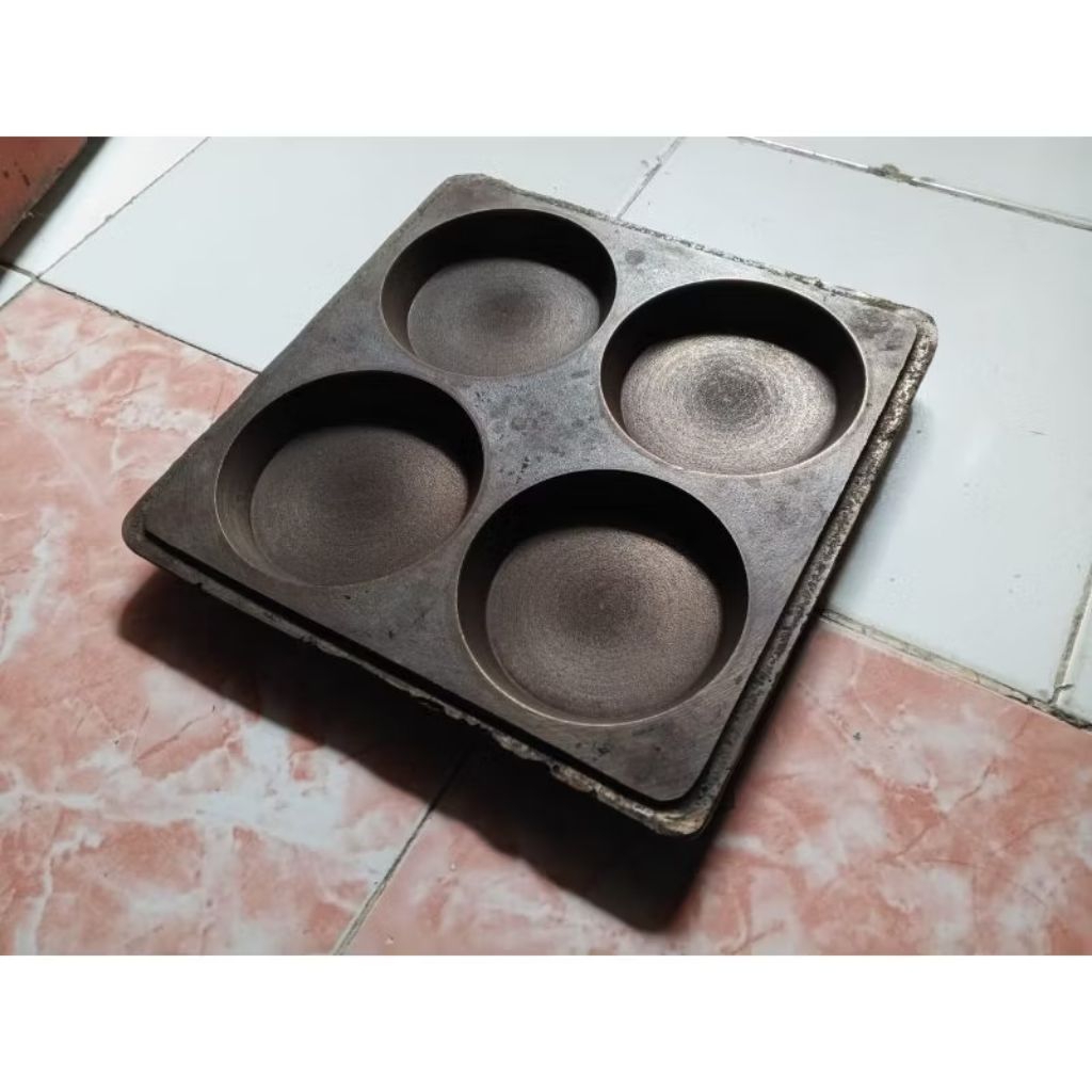 Loyang terang bulan / martabak manis