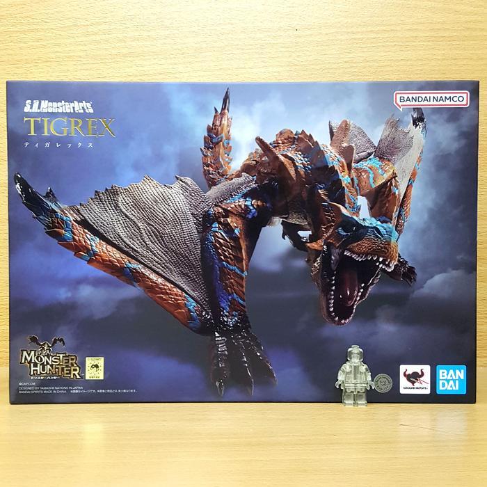 S.H. MonsterArts Tigrex Flying Wyvern Figure SHM MONSTER HUNTER RISE